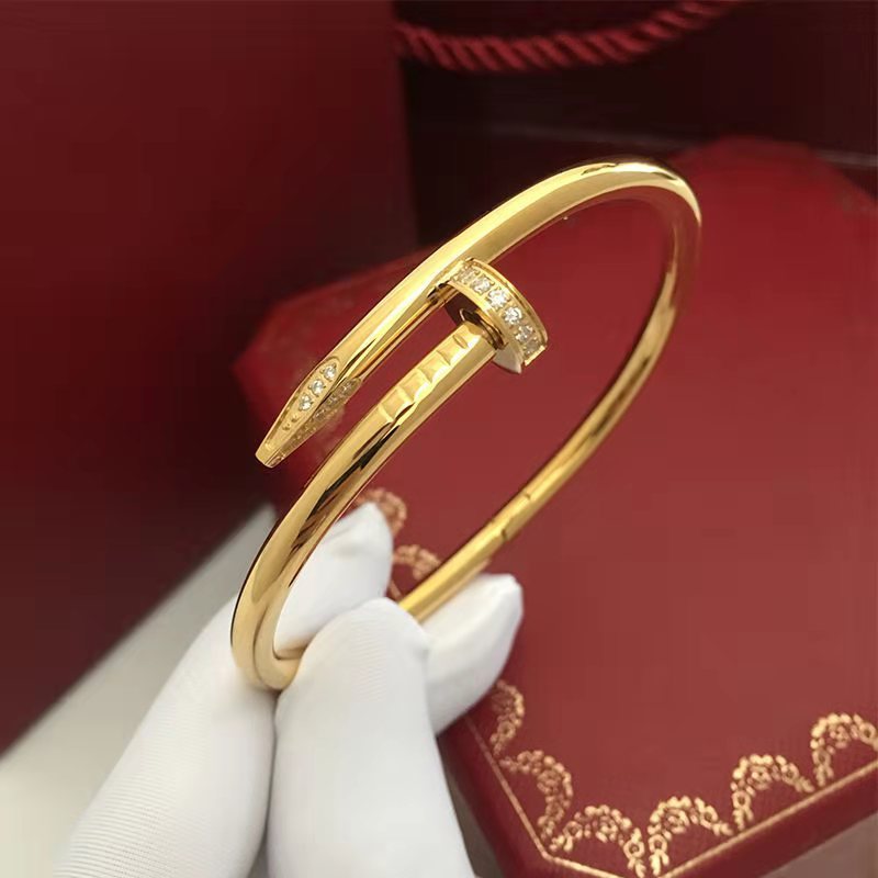 Luxury Designer Fashion 316L Stainless Steel 18K Gold Plated Charm Brand Nail Bracelet For Women And Men