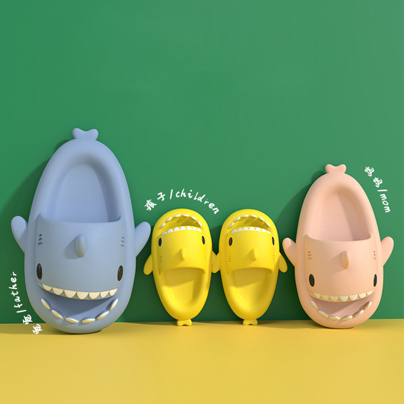 dropshipping wholesale adult house shark slippers men slippers shark cloudy shark slippers slides