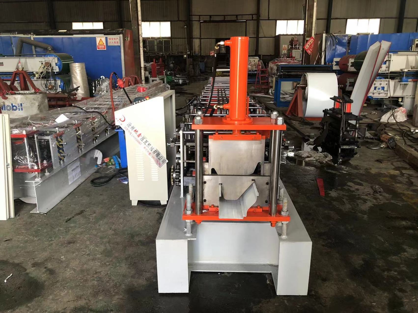 Roof Rain Gutter Roll Forming Machinery Downspout Gutter Forming Machine Water Gutter Channel Making Machine