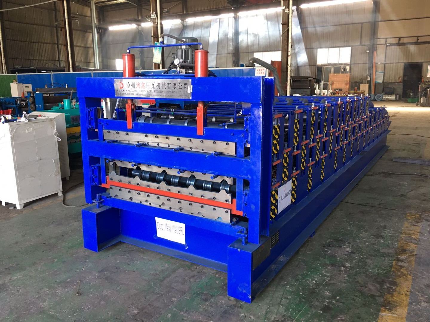 roll forming foursquare sheet plastic floor tile making machine