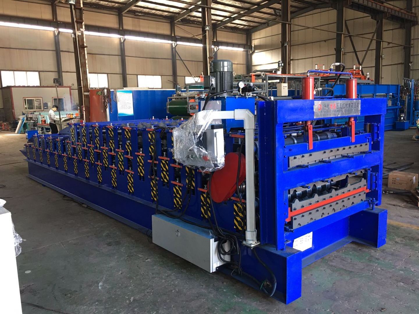 roll forming foursquare sheet plastic floor tile making machine