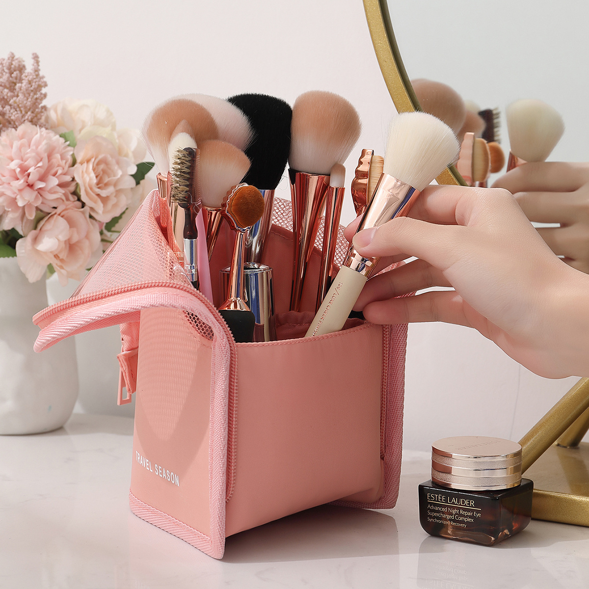 Travel Cosmetic Toiletry Pouch for Woman Makeup Brush Holder