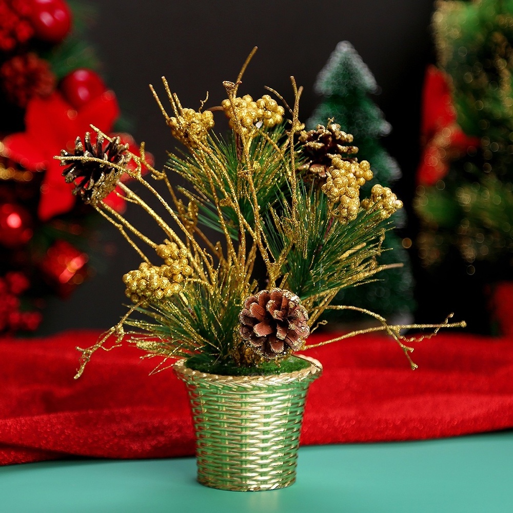 Yellow Basket Base Xmas Small Desktop ornaments Table Top Artificial Mini Christmas Tree With Star