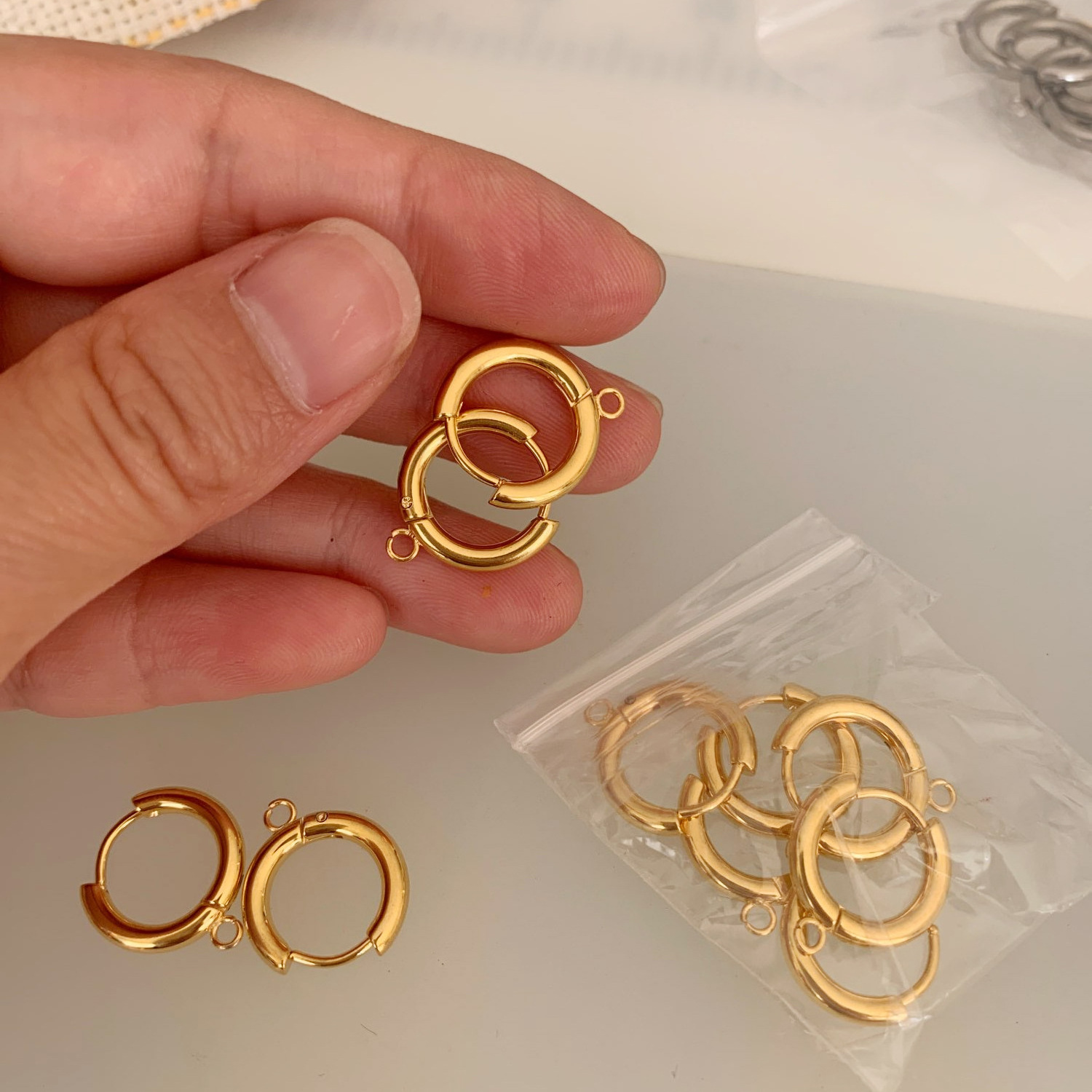 10pcs/Bag Earring Findings Wholesale 18k Gold Plated Diy Earring Hooks Round Stainless Steel Earring Hooks For Jewellery Making