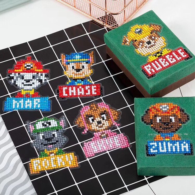 New Arrival Cartoon Pattern Mini Diamond Painting DIY Sticker Diamond Painting Stick Glue For Phone Decor