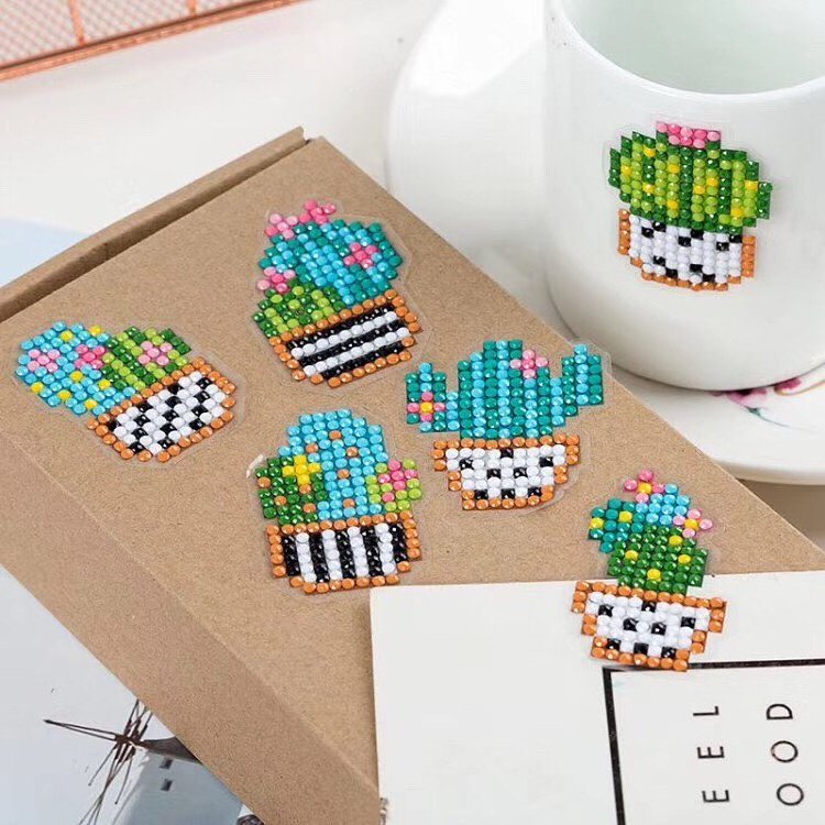 New Arrival Cartoon Pattern Mini Diamond Painting DIY Sticker Diamond Painting Stick Glue For Phone Decor