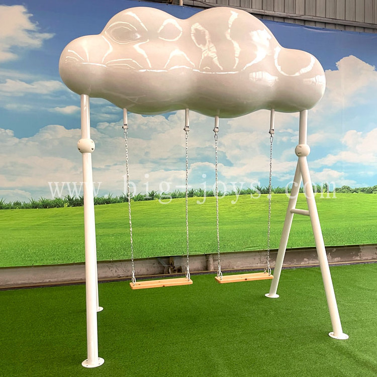 Outdoor cloud shaped swing, creative decorative amusement equipment Inventory low price sales Factory direct sales