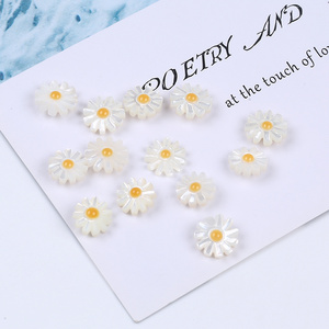 Flower Shape Loose Freshwater Mother of Pearl Shell Flower Beads For Jewelry Making