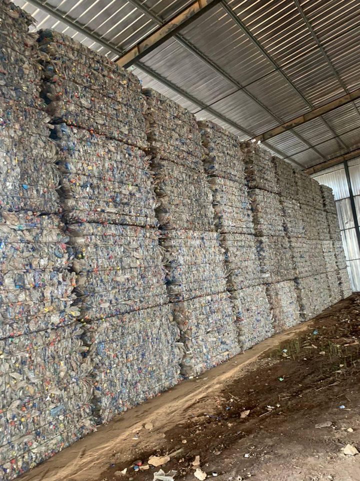 recycled plastic chips polycarbonate PET Bottle Scrap HDPE Plastic Scrap White PP Plastic Scrap Chip for sale