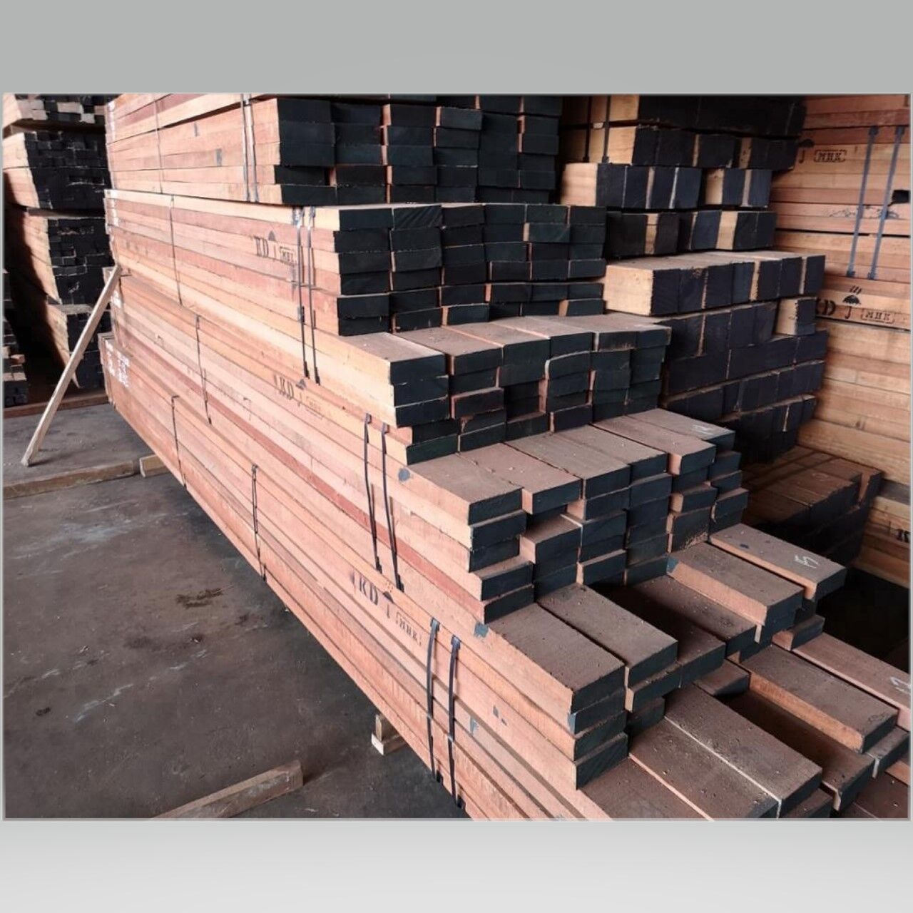 Hard wood best price Red Cedar Boards Two Live Edges 36