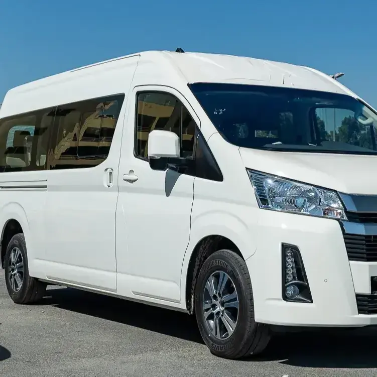 Used Mini Bus 2022 Toyoo-taa HIACE 16 Seats White Color