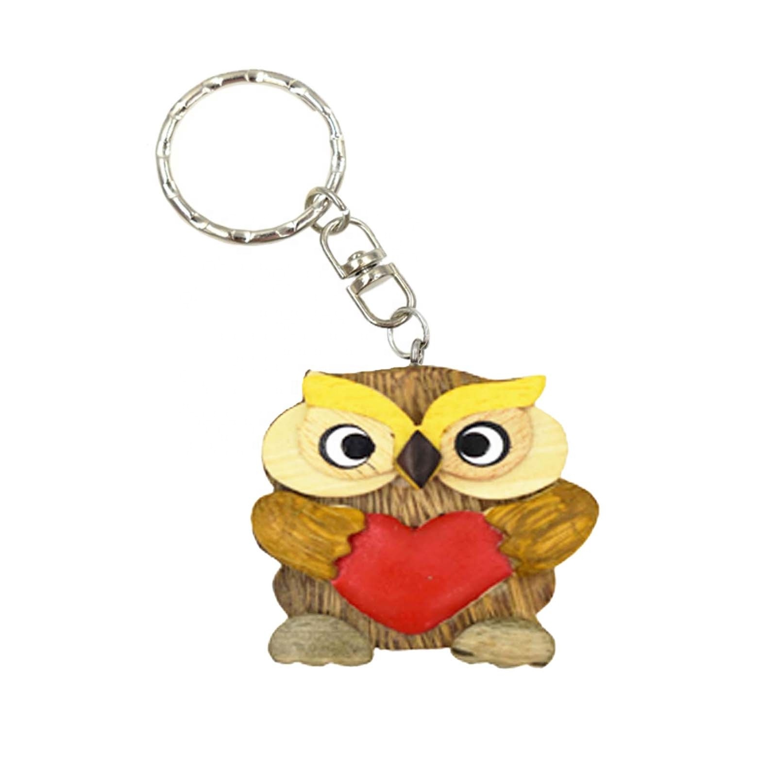 Hot Sale Trendy Wooden Owl Carving Key Chain Customized Hand-painted Logo Key Holder Souvenirs