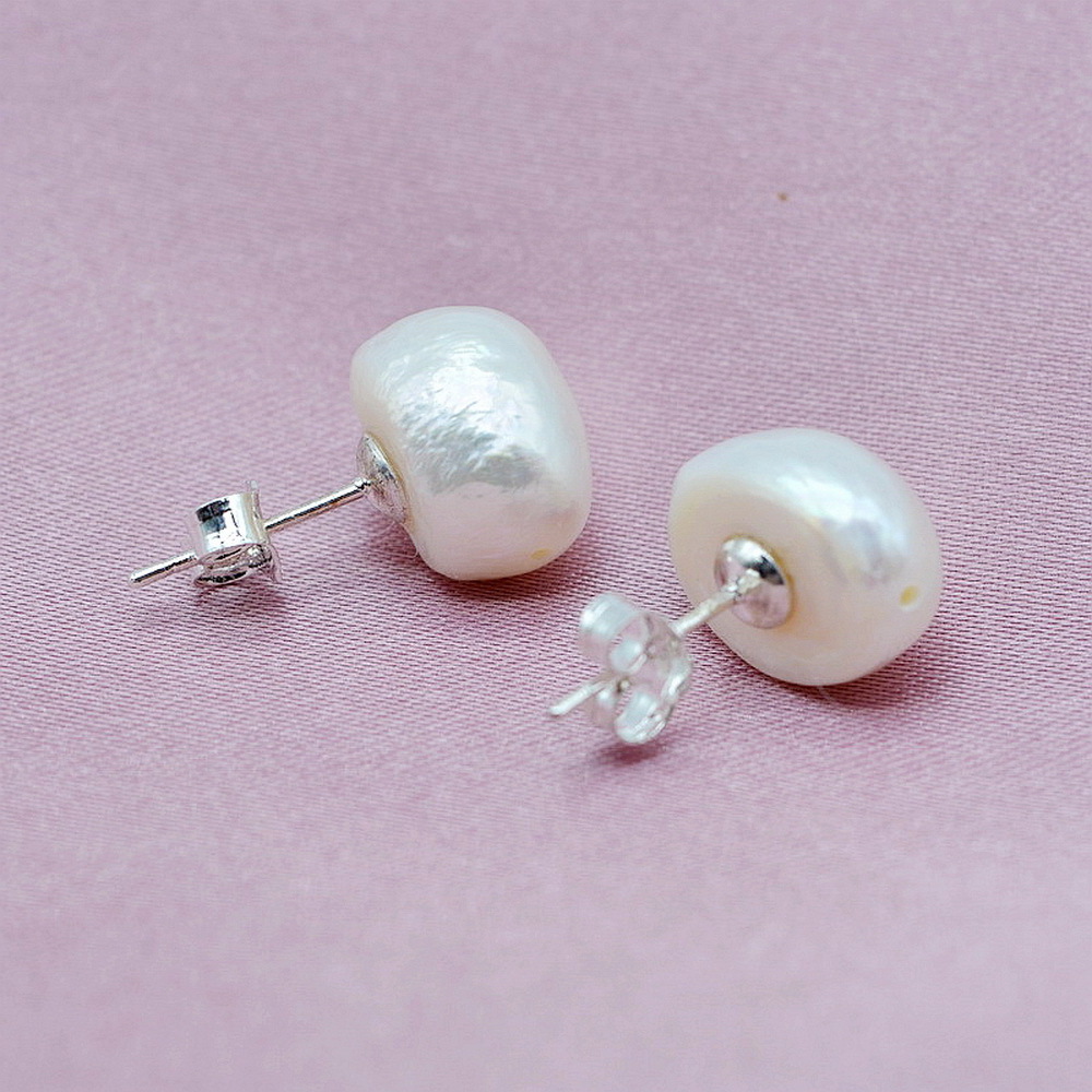 Hot sale baroque shape natural freshwaterwater pearl earrings women