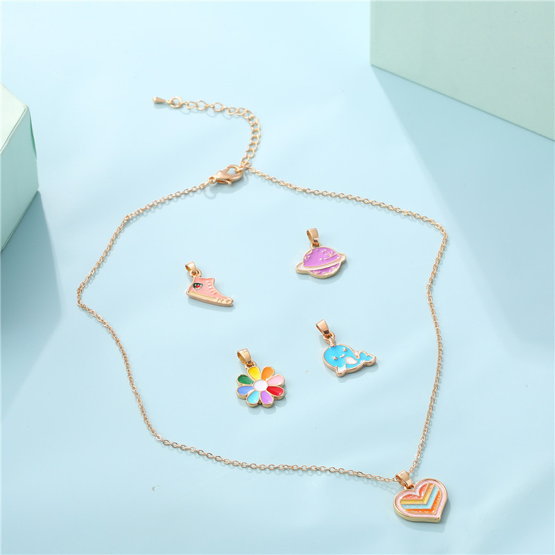 Wholesalers Fashion Jewelry Children Necklaces Rainbow 5 Pendant Enamel Heart Charm Necklace for Kids