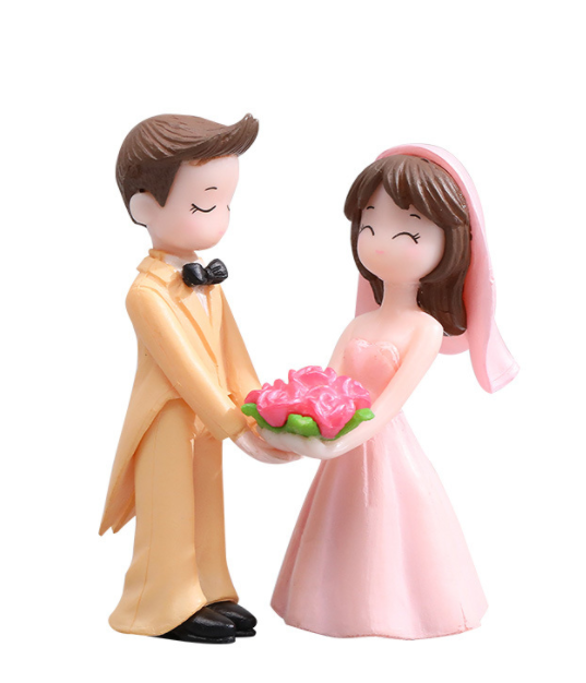 small figurine couple luxury gift wedding miniature souvenir cute creative sweet tabletop cake topper car  snow globe decoration