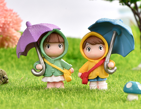 Educational tiny cute kids boy and girl figurine toys plastic figures paint