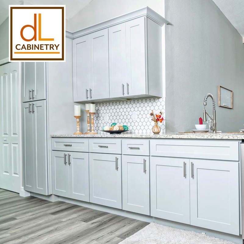 United States Warehouse In Stock Modern American Standard Size Dove Grey Shaker RTA Wooden HDF Kitchen Cabinets Pantry