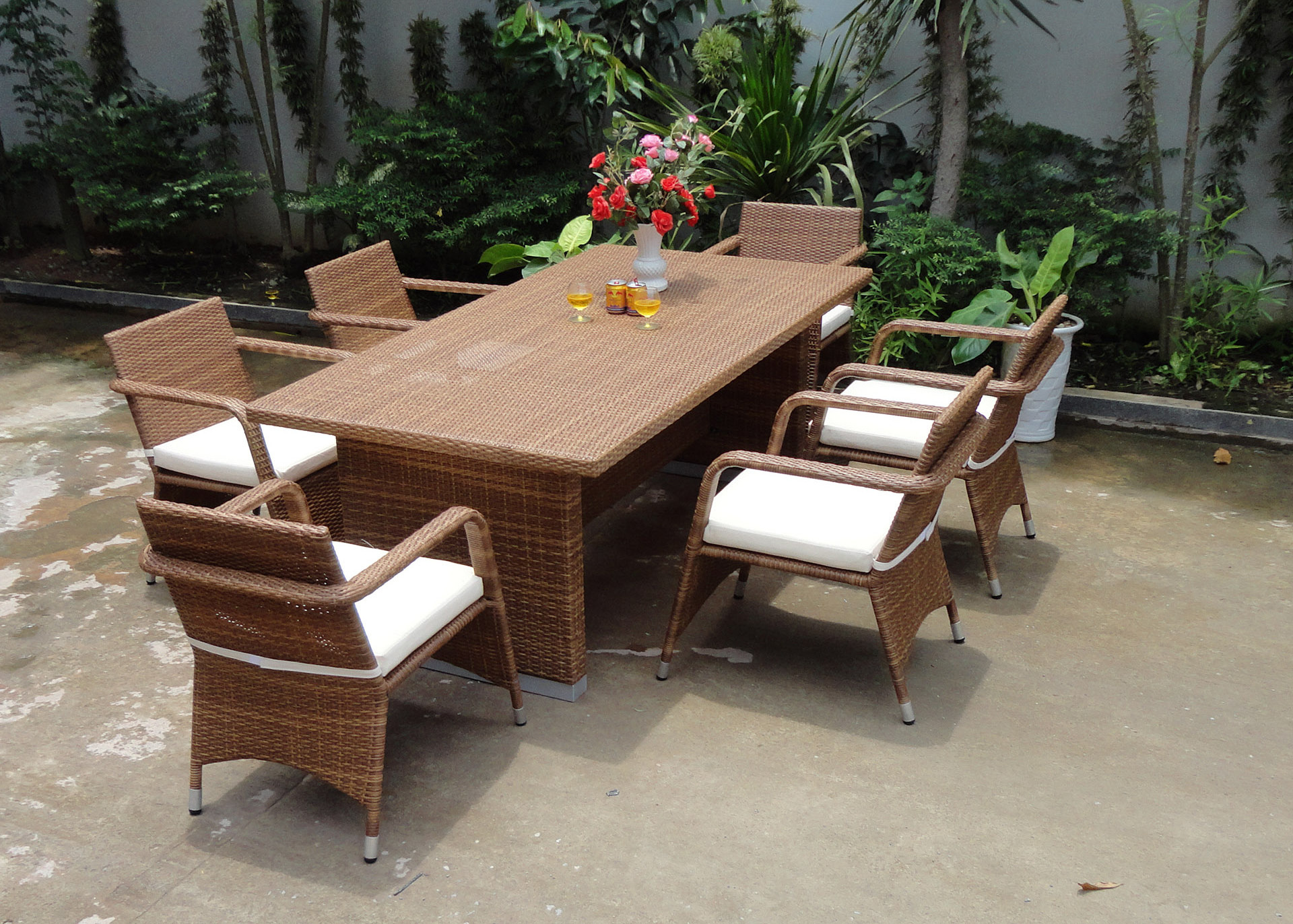 The Patio Dining Set - Turn A Meal Into An Occasion Gather Round Dl Furniture Generously Sized Table On The Six Included Chairs