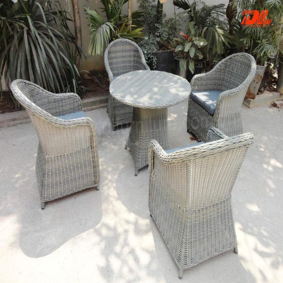 Dark Brown Rattan Wicker Rattan Dining Set Outdoor Furniture With 4 Chairs And Table