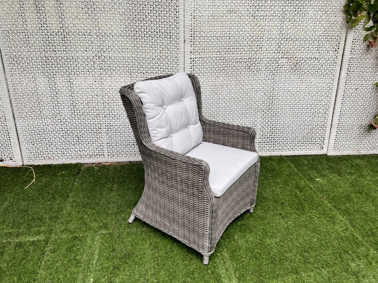 Royal Poly rattan Armchairs with cushion 10cm Garden armchairs wicker patio dining chair place in patio and garden furniture set