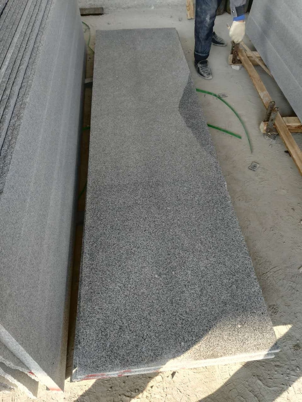 Cheap Chinese Granite G633 Light Grey Granite Slab Price