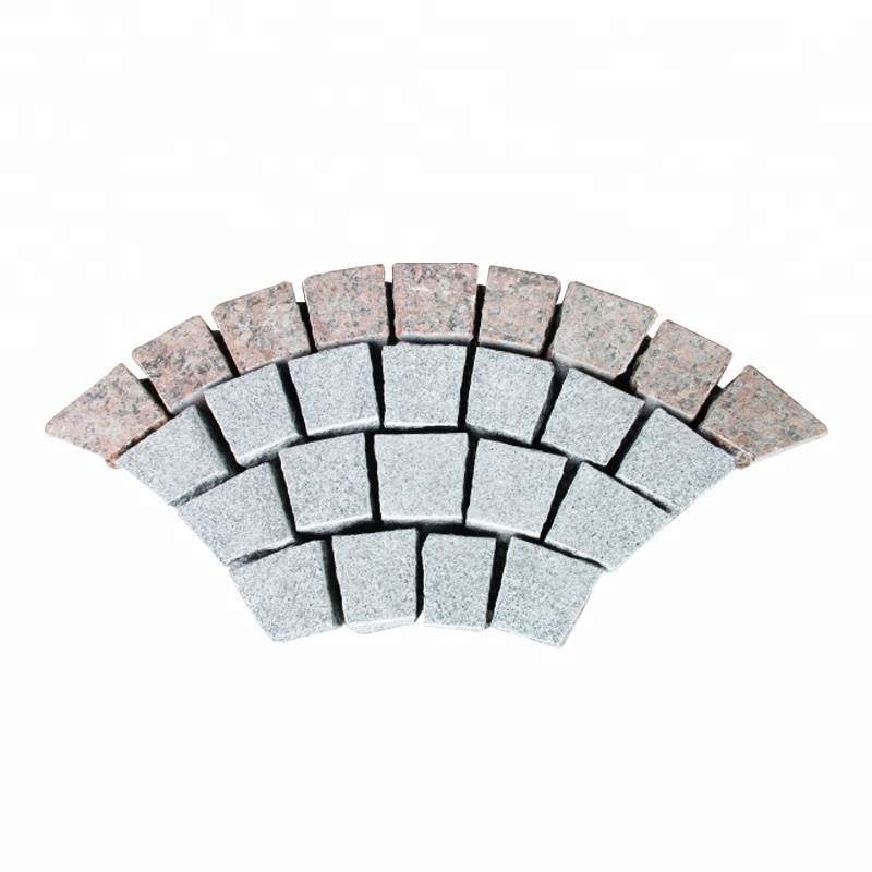 Grey Red Fan Pattern Granite Cobbles Stone Driveway Paver On Mesh