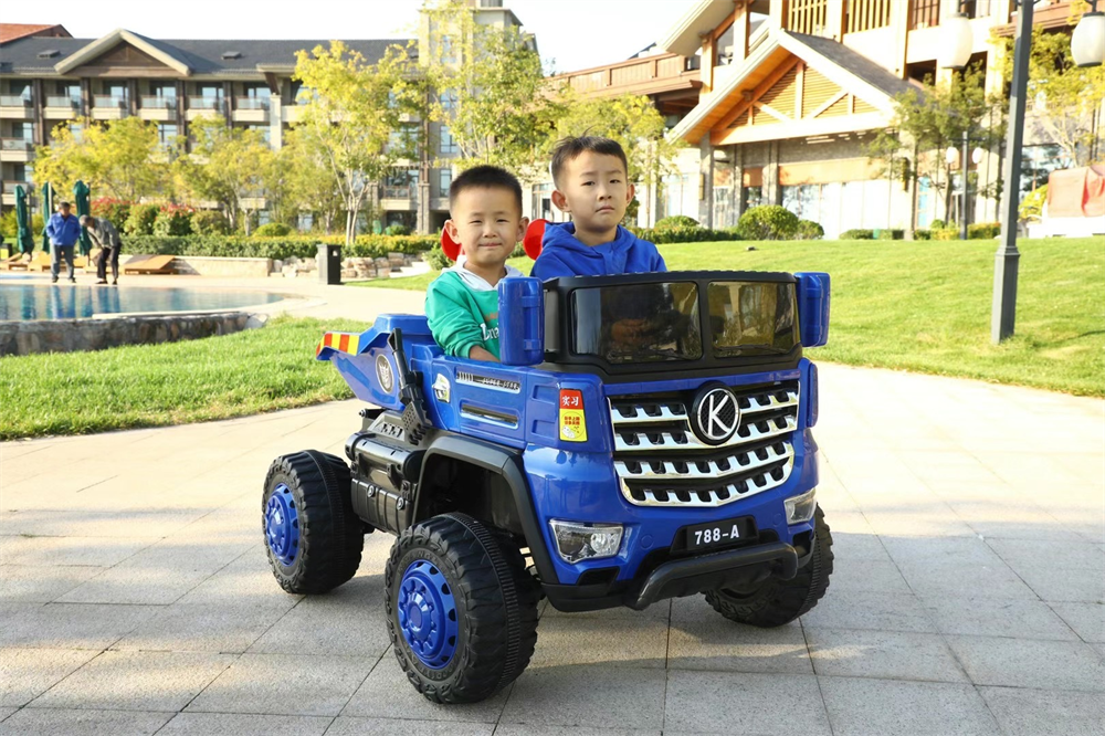 Wholesale Best Price Good Quality Children's Toys Cars Trucks Electric Power Car for Kids 12v Electric Ride on Car Fire Truck