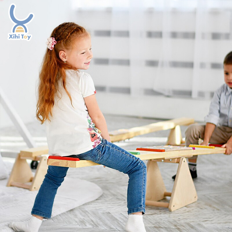 Factory Wholesale High Quality Wood Kids Science Educational Toy Seesaw and Balance Natural Wood Rainbow Swing Board