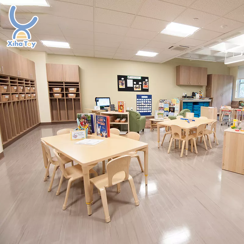 XIHA Child Care Center Wooden Furniture Preschool Shelves Toddler Kindergarten Backpack Cubbies & Lockers Daycare Carpet