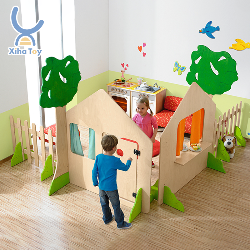 XIHA Daycare Furniture Sets Bulletin Panels Montessori Kindergarten Classroom Nursery  Preschool Kids House with Door and Tree