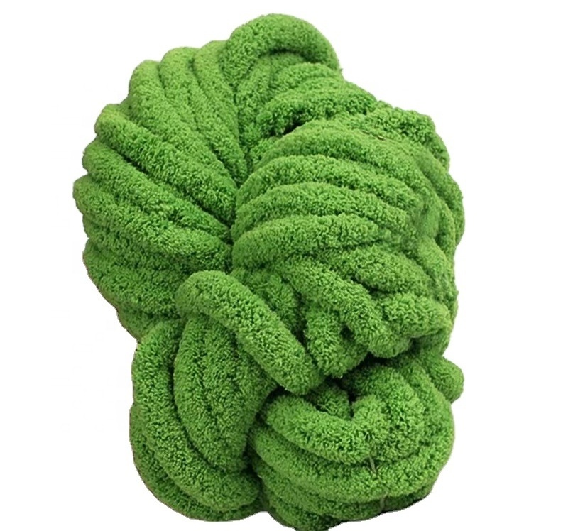 Wholesale Customized Hand Knitting Super Thick Polyester Big Roll Chunky Chenille Yarn for Blanket