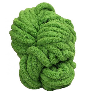 Wholesale Customized Hand Knitting Super Thick Polyester Big Roll Chunky Chenille Yarn for Blanket