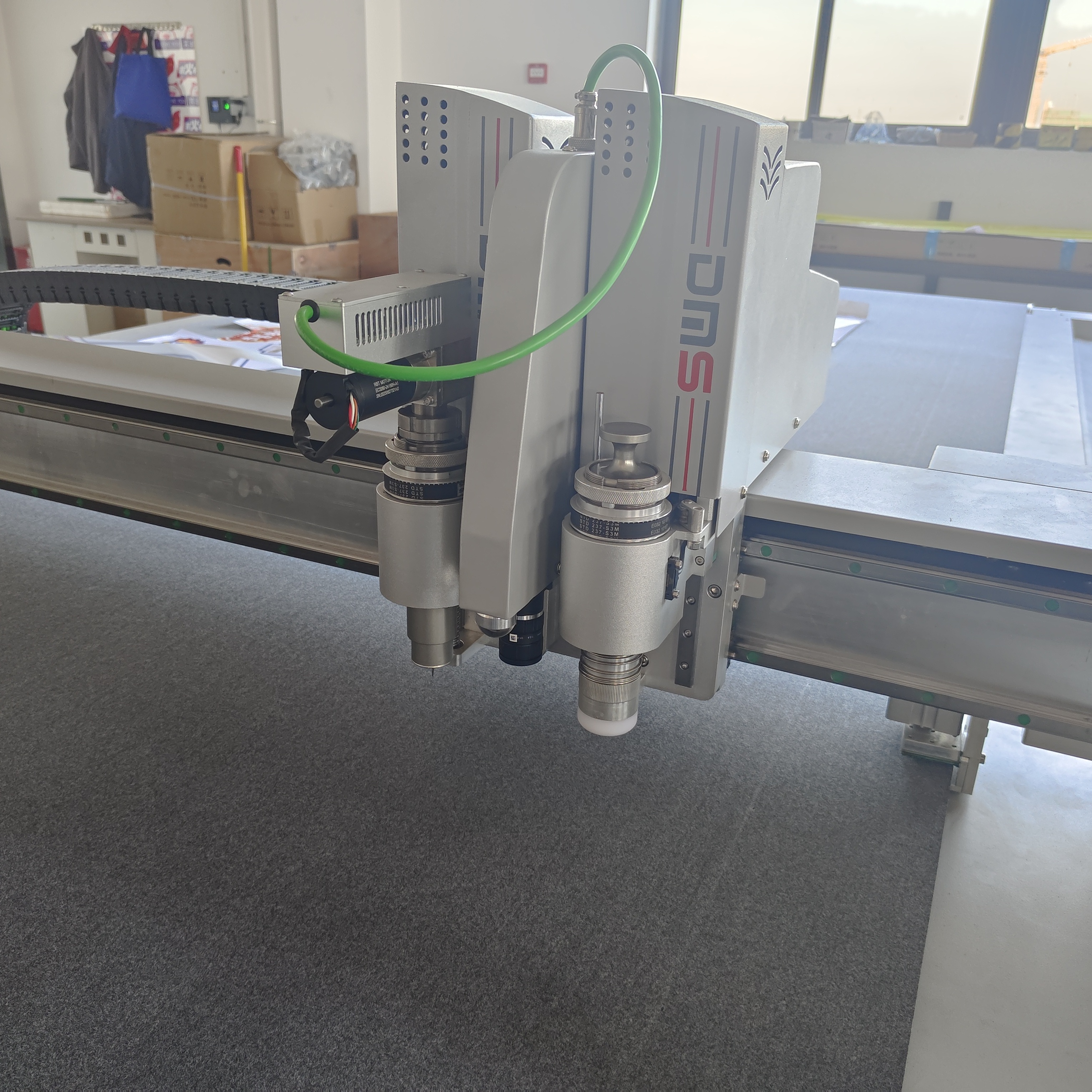 OEM High Precision CNC Foam Cutting Machine Professional Die Cutting Machine for Cartons