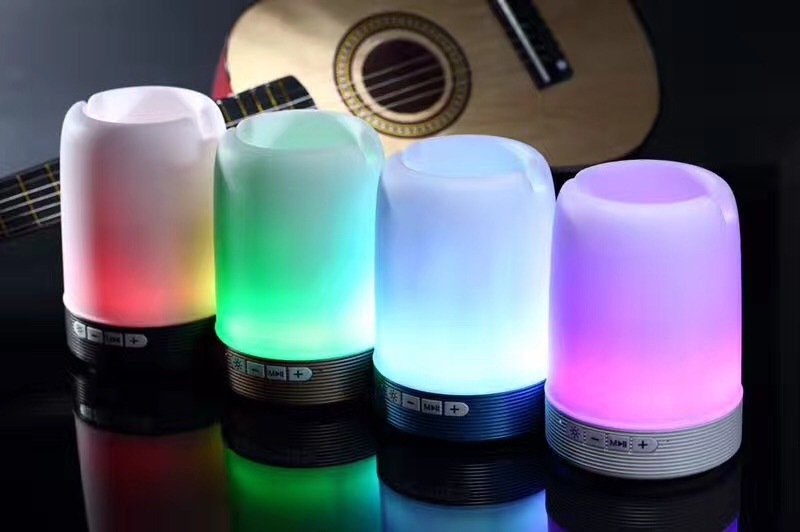 High Quality colorful led light wireless speaker 3 in 1 pen holder and phone stand speaker usb speaker support TF card and FM