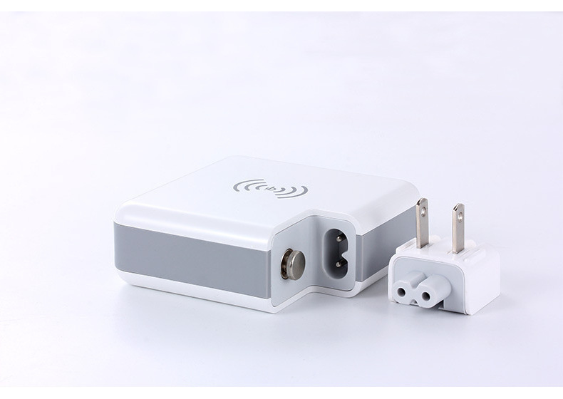 Factory Wholesales 15W Qi Wireless Power Bank 6700mAh Travel Charger Type-C USB Output AC DC Adapter For Mobile Phone