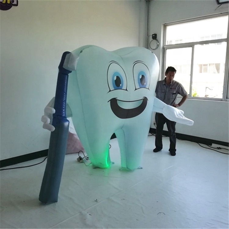 Advertising Inflatable Tooth Model / Customized Inflatable Teeth Shaped Model With Toothbrush