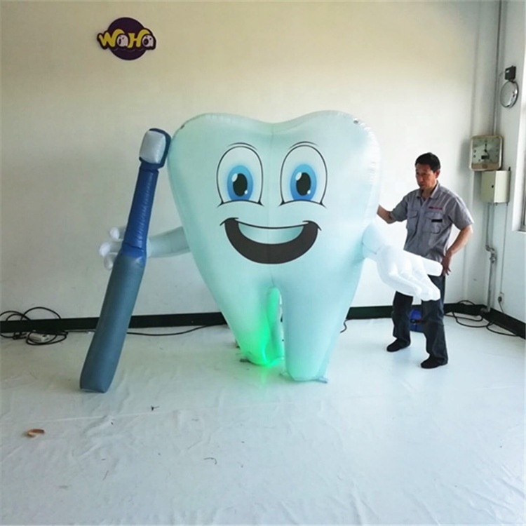 Advertising Inflatable Tooth Model / Customized Inflatable Teeth Shaped Model With Toothbrush