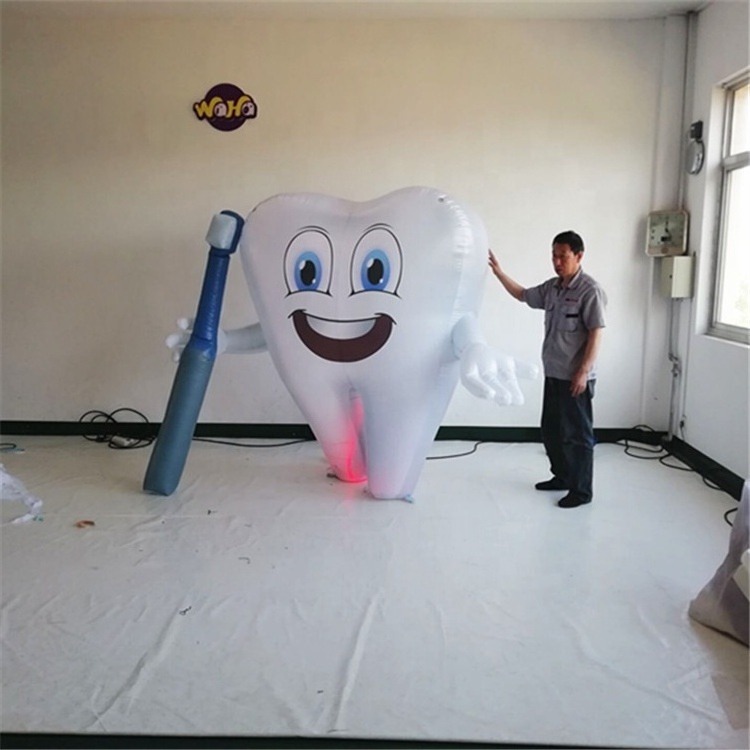 Advertising Inflatable Tooth Model / Customized Inflatable Teeth Shaped Model With Toothbrush