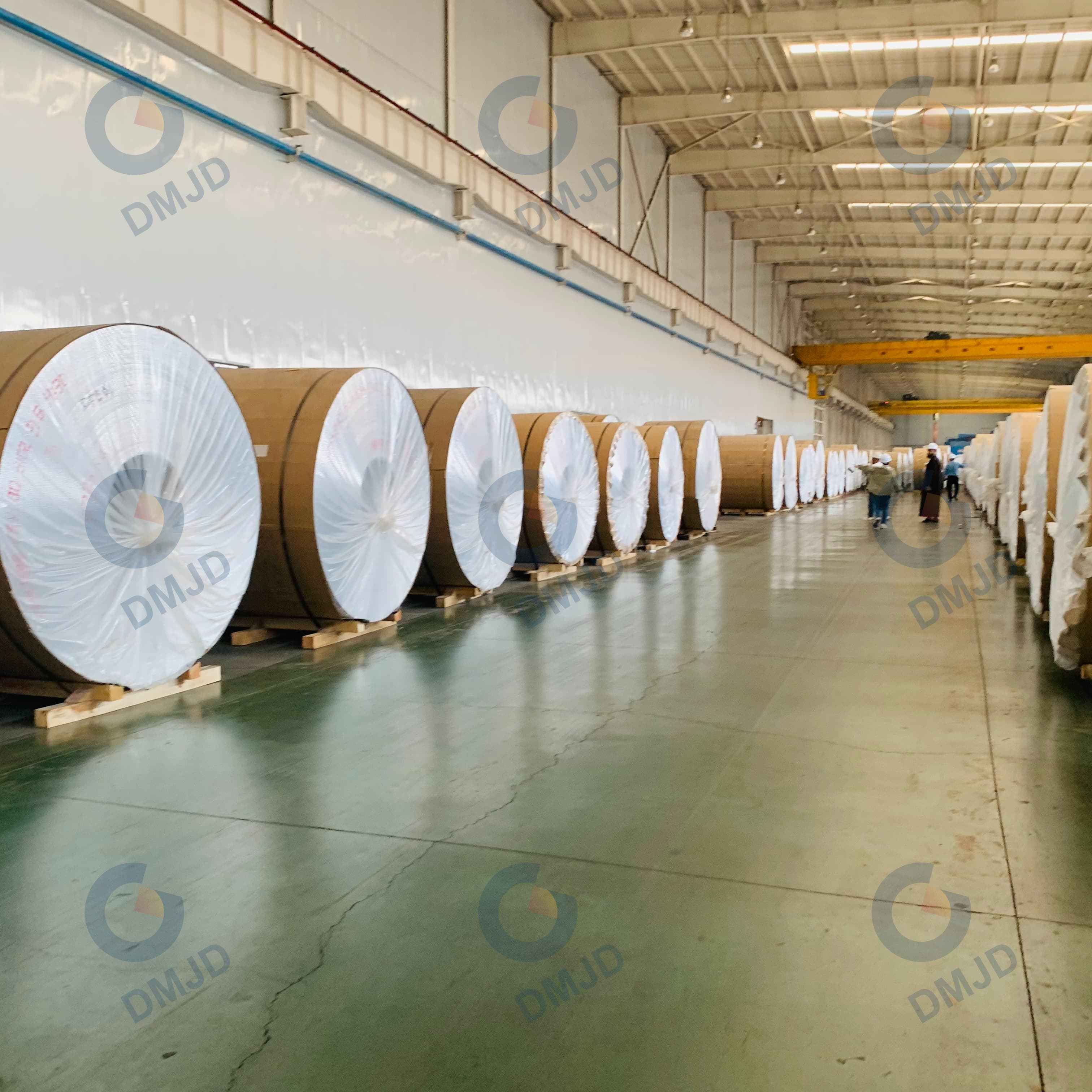 Factory Direct Sales plastic coated aluminum foil  aluminum foil 300m aluminum foil 1 kg net 18 micron