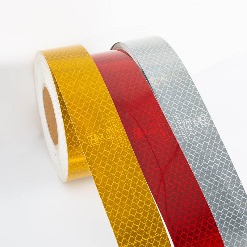 Yellow Red White E13 C DM ECE 104R-000010 prism reflective conspicuity marking tape