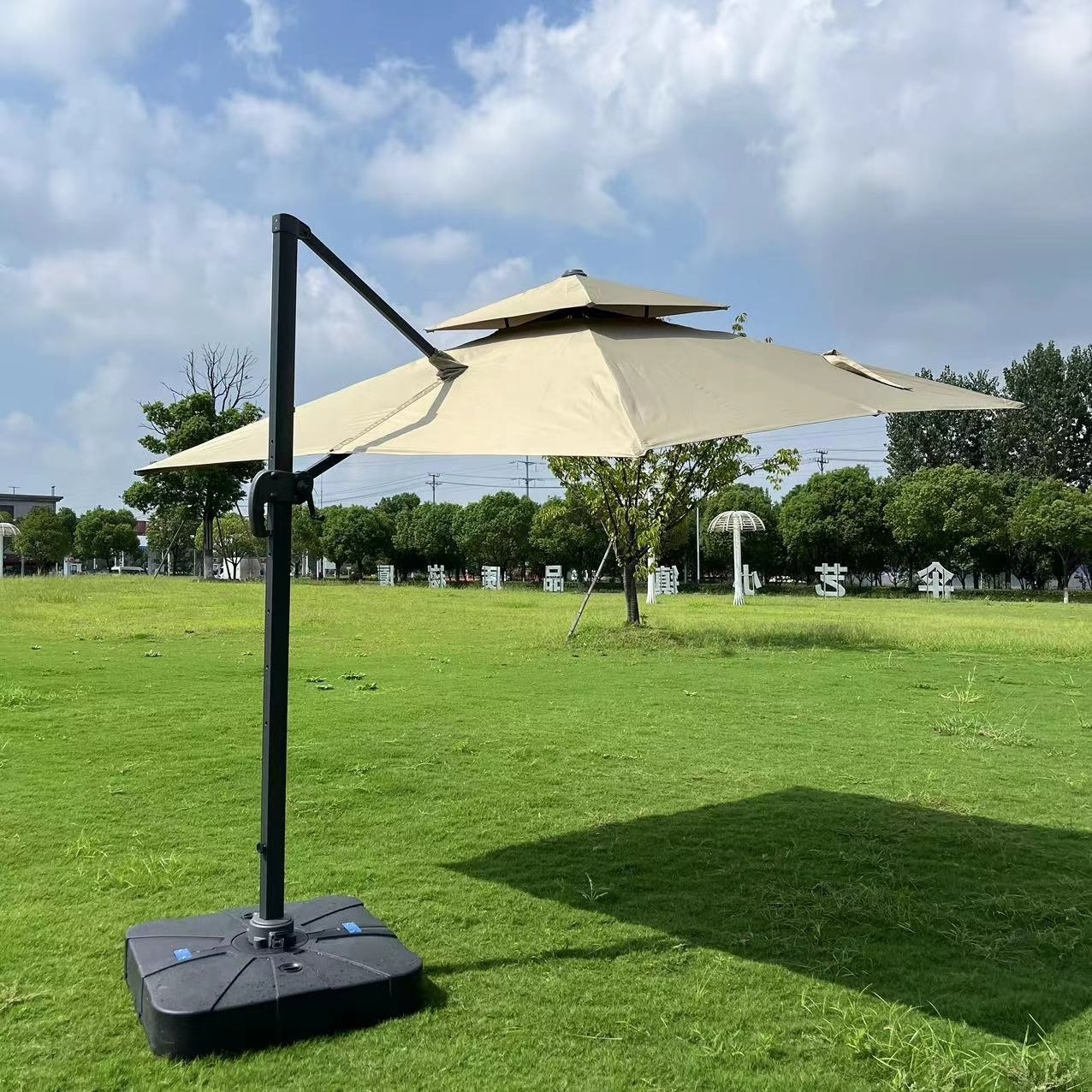 Sun Solar Led Panels Light Patio Roma Parasol Roman Umbrella Manufacturer Fancy Outdoor Steel Outdoor Furniture Modern 3M 1.5m