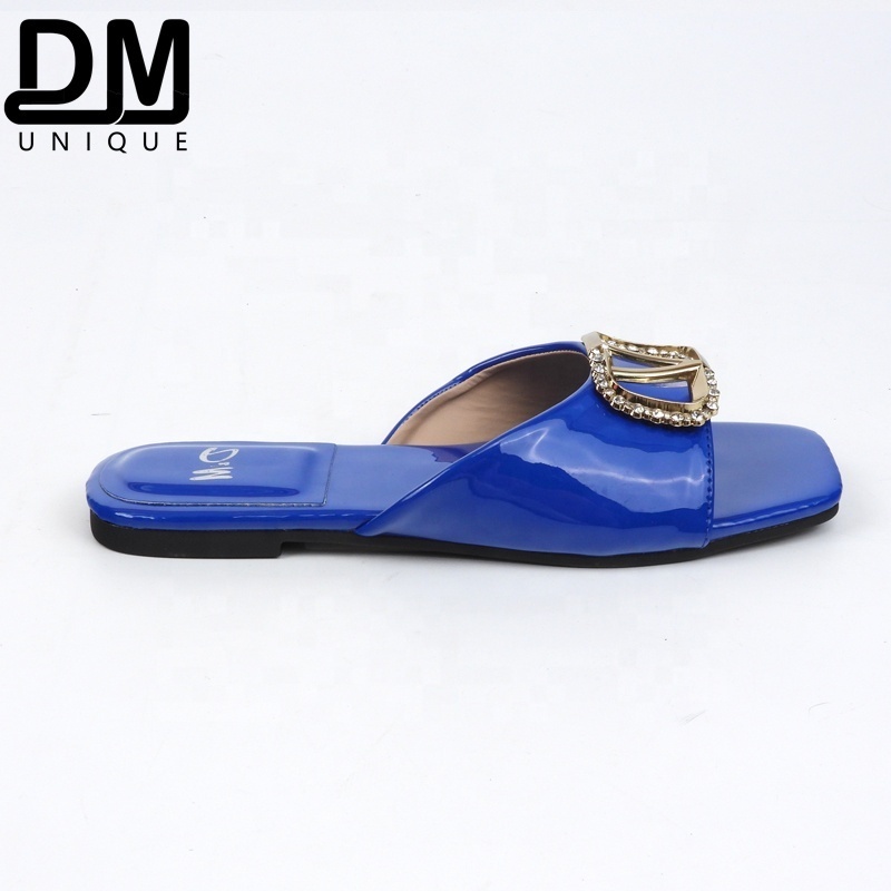 Dm New Design Rhinestone Womens Slippers Flat Rubber Flip Flops