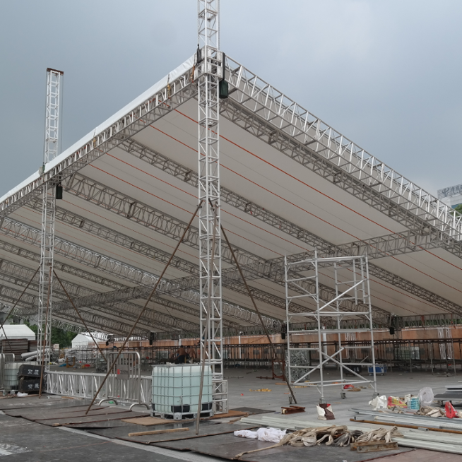 Display pipe tube stadium flat galvanized steel structure truss purlin design channel girder canopy roofing steel truss prices