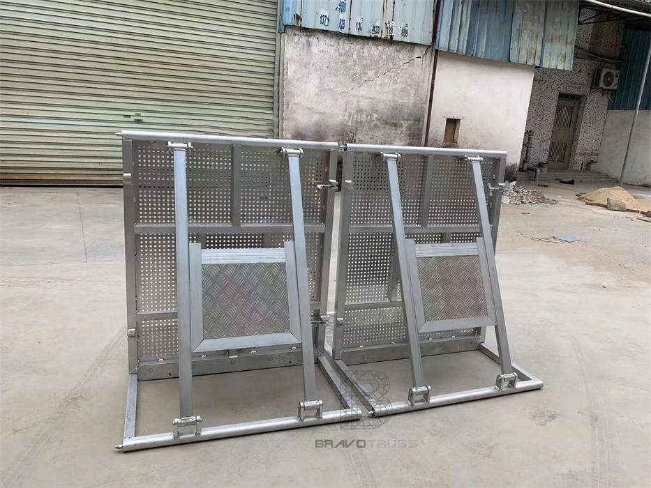 Hot Sell Temporary Perimeter Fencing Pedestrian Activity  Mojo Barrier Crowd Control Barrier Concert