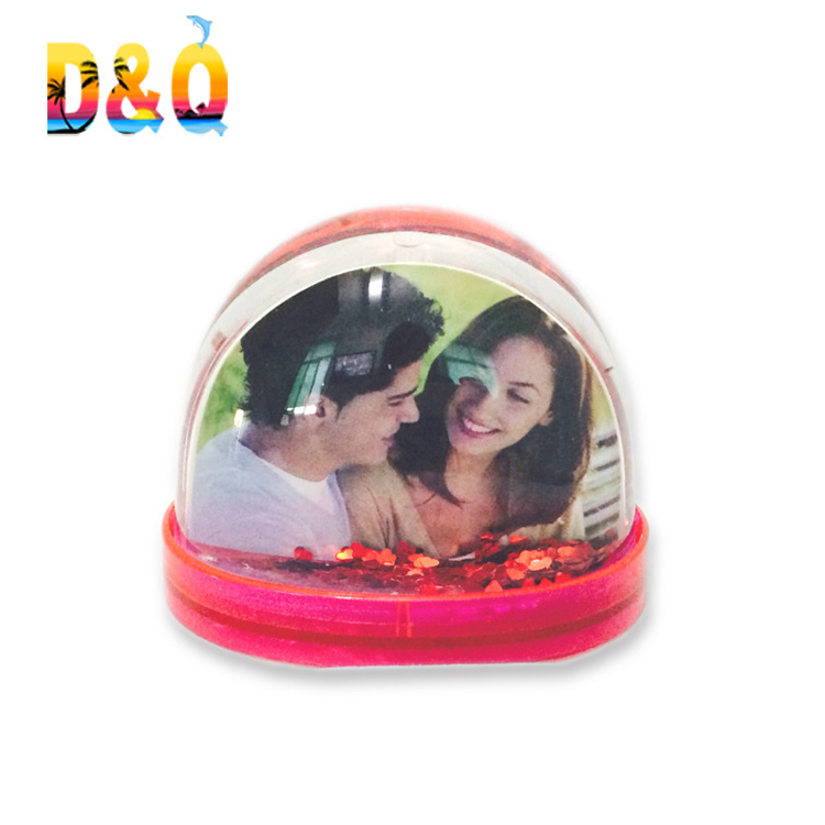 Wholesale acrylic plastic photo frame snow globe with photo insert