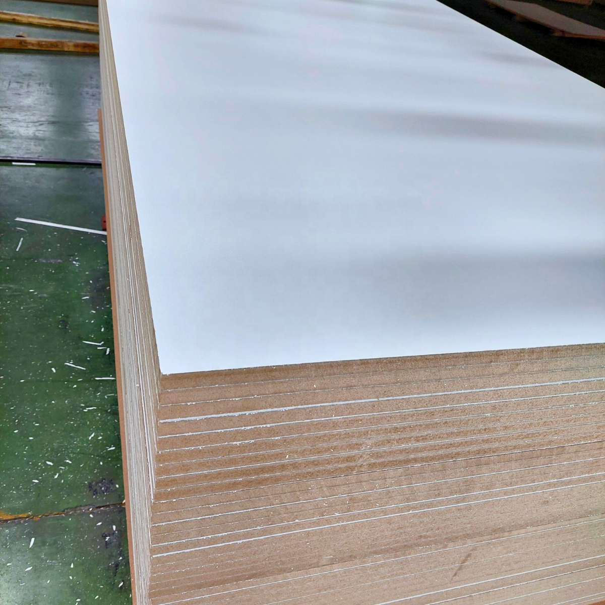 Coating Laminated MDF Board for Furniture Melamine Paper 4x8 18mm Sale Combi Wood Building Style Surface Modern Office Face