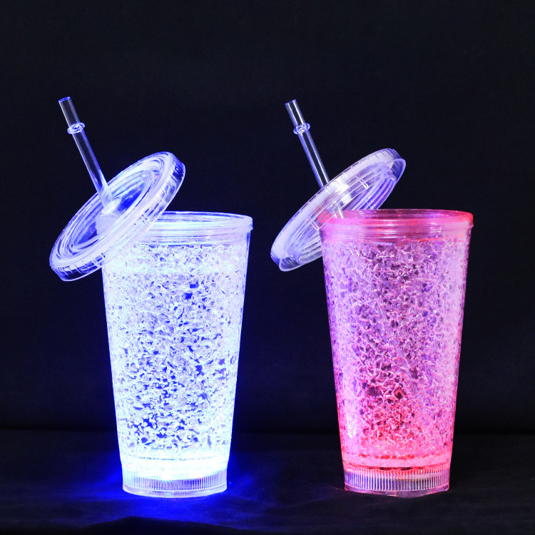 Custom Light up Cups LED Flashing Cups Double Walled LED Glowing Travel Cup With Straw