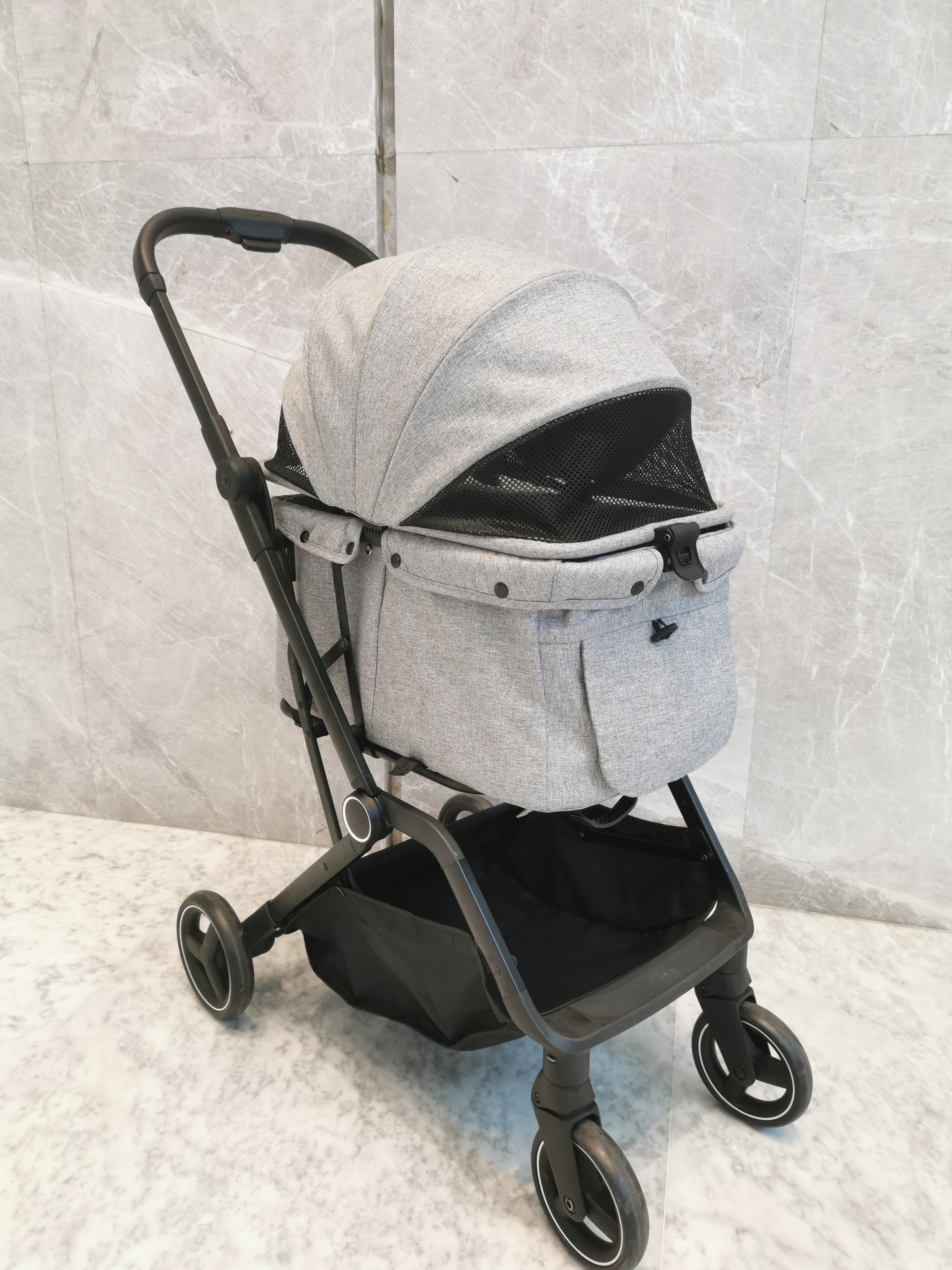 Luxury Pet Dog Stroller One Dog Trolley With Water Repellent 600D Oxford One Hand Automatic  Folding Pet Stroller