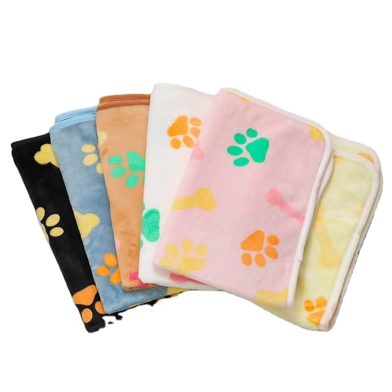 Factory Hot Pet Waterproof Blanket Pet Blanket Four Seasons Warm Flannel Washable Pet Mat Cat and Dog Sofa Mat