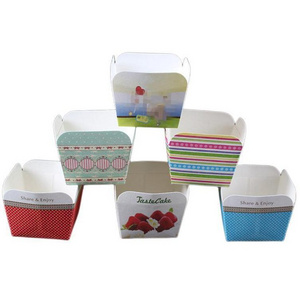 Wholesale Baking Wedding Party Supplies Disposable Eco-Friendly Cute Cartoon Square Cupcake Muffin Paper Cups